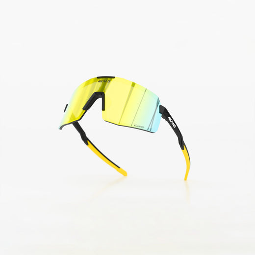 BEAT RACE — Gafas deportivas doradas · Lentes fotocromáticas